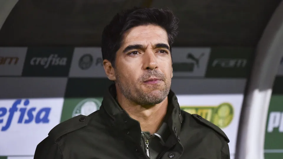 Abel Ferreira 'provoca' Guardiola: "Agora ele já conhece o Palmeiras"