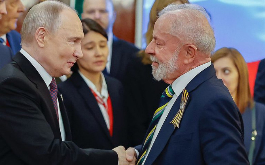 Lula e Putin discutem guerra na Ucrânia e fortalecem cooperação Brasil-Rússia