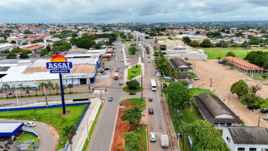 Novo semáforo na Avenida Filadélfia promete reorganizar trânsito e reduzir congestionamentos em Araguaína