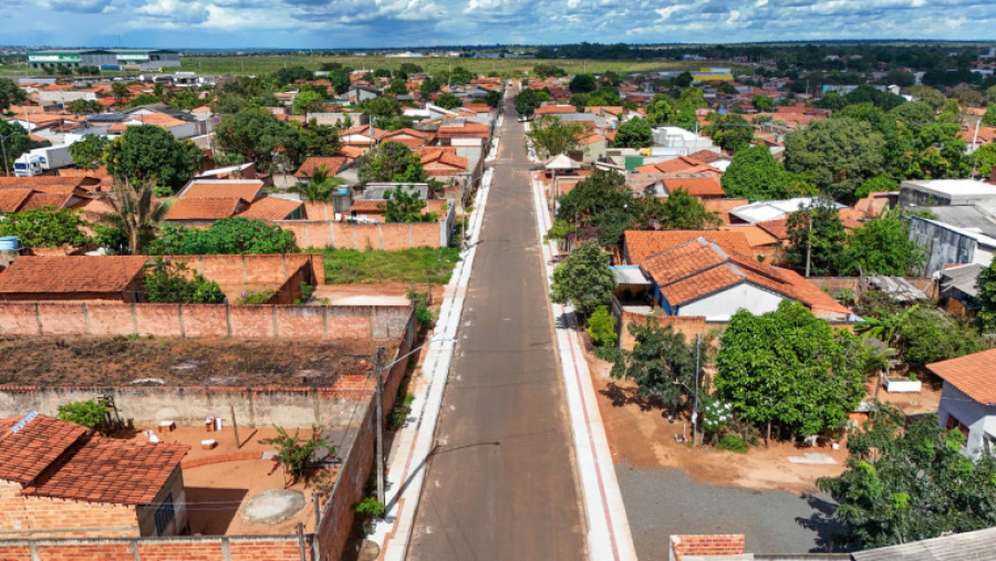 Araguaína avança em infraestrutura com novas obras de pavimentação e calçadas acessíveis