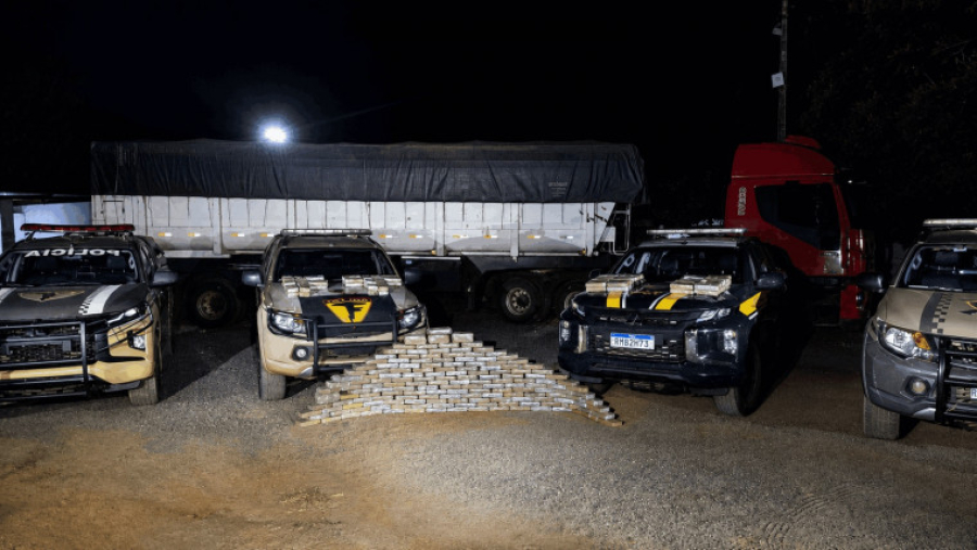 PRF E PM APREENDEM 239 KG DE COCAÍNA ESCONDIDOS EM CAMINHÃO NO SUL DO TOCANTINS
