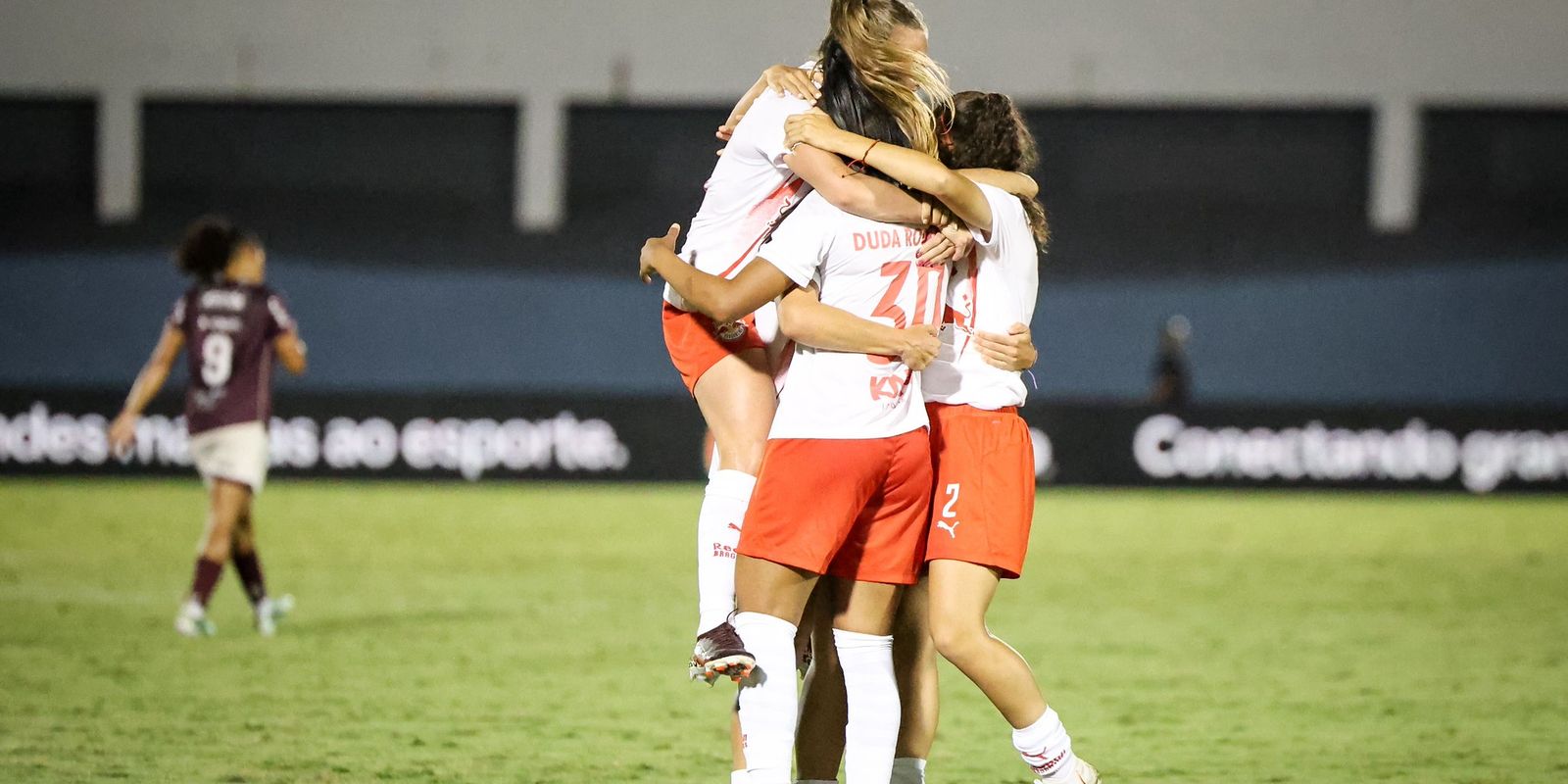 Copa do Brasil: Bragantino abre vantagem sobre Ferroviária nas quartas