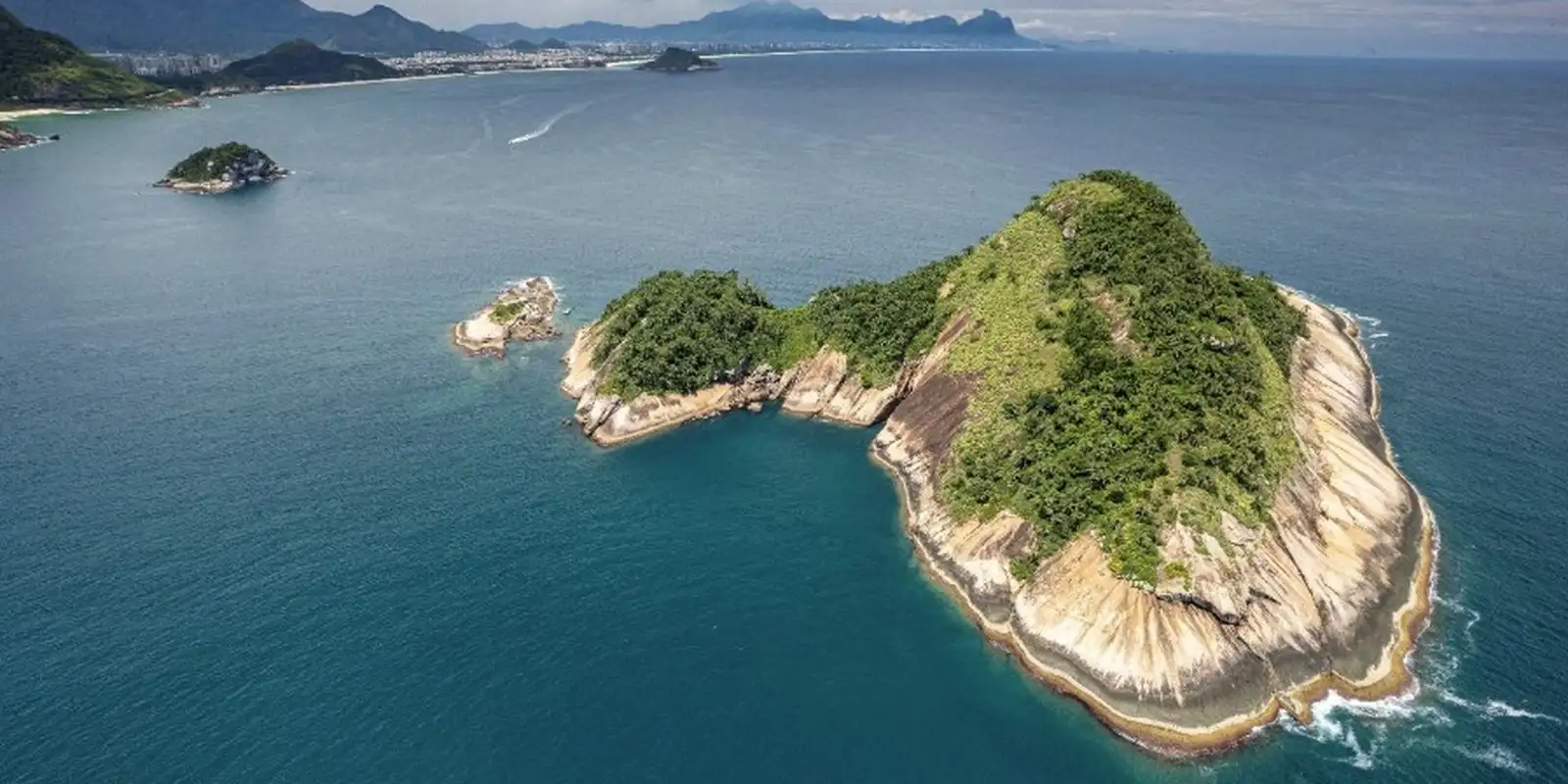 Rio: reserva marinha alia proteção ambiental com atividades econômicas