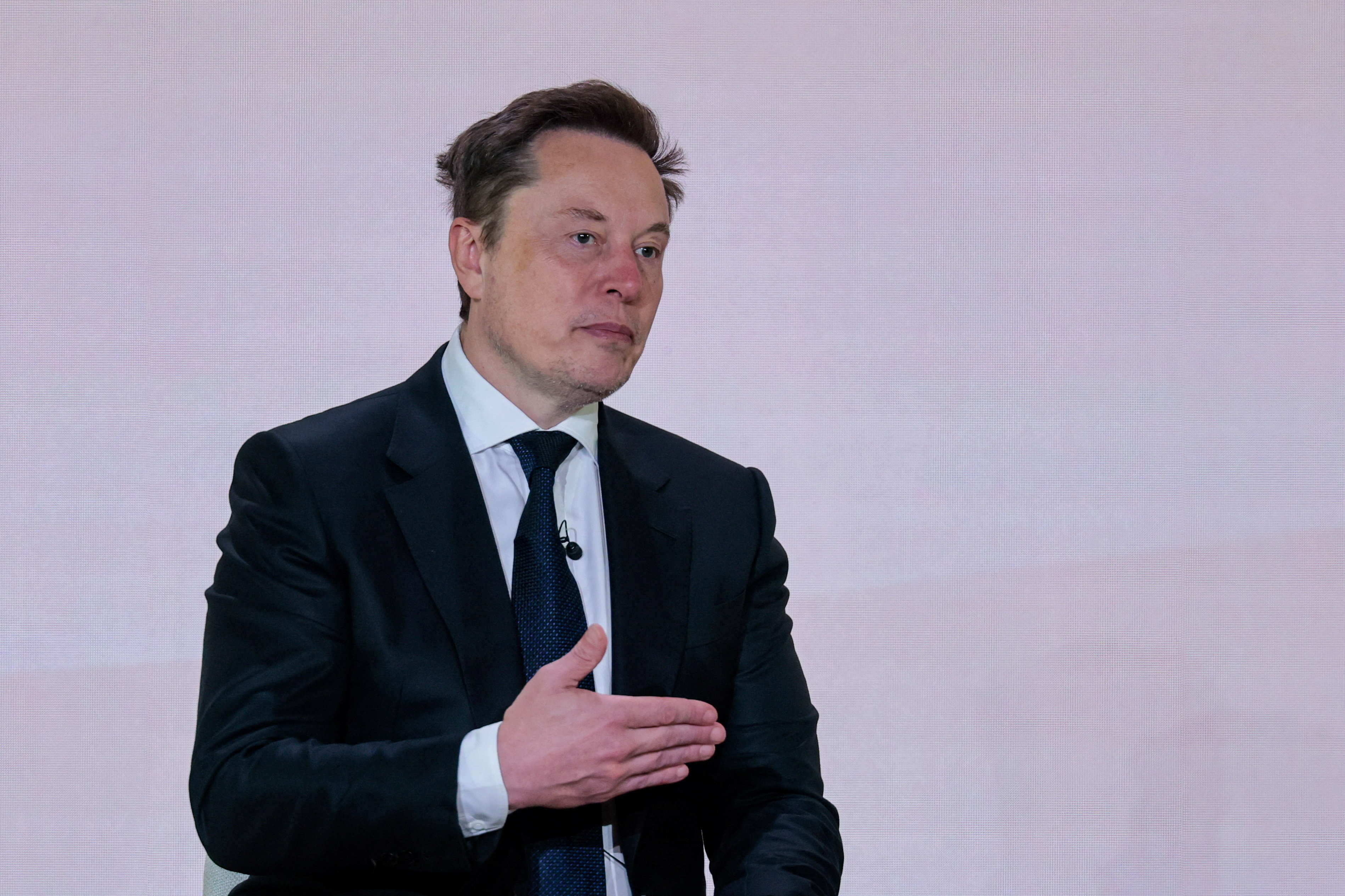 SpaceX, de Elon Musk, mais do que dobra receita em meio a conversas sobre fusão com a Tesla, também do bilionário